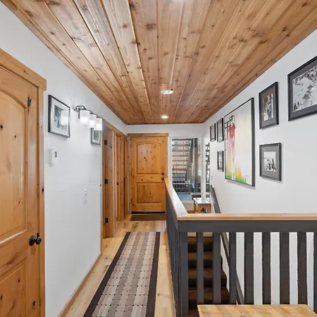 Val D'Isere At The Village By 101 Great Escapes